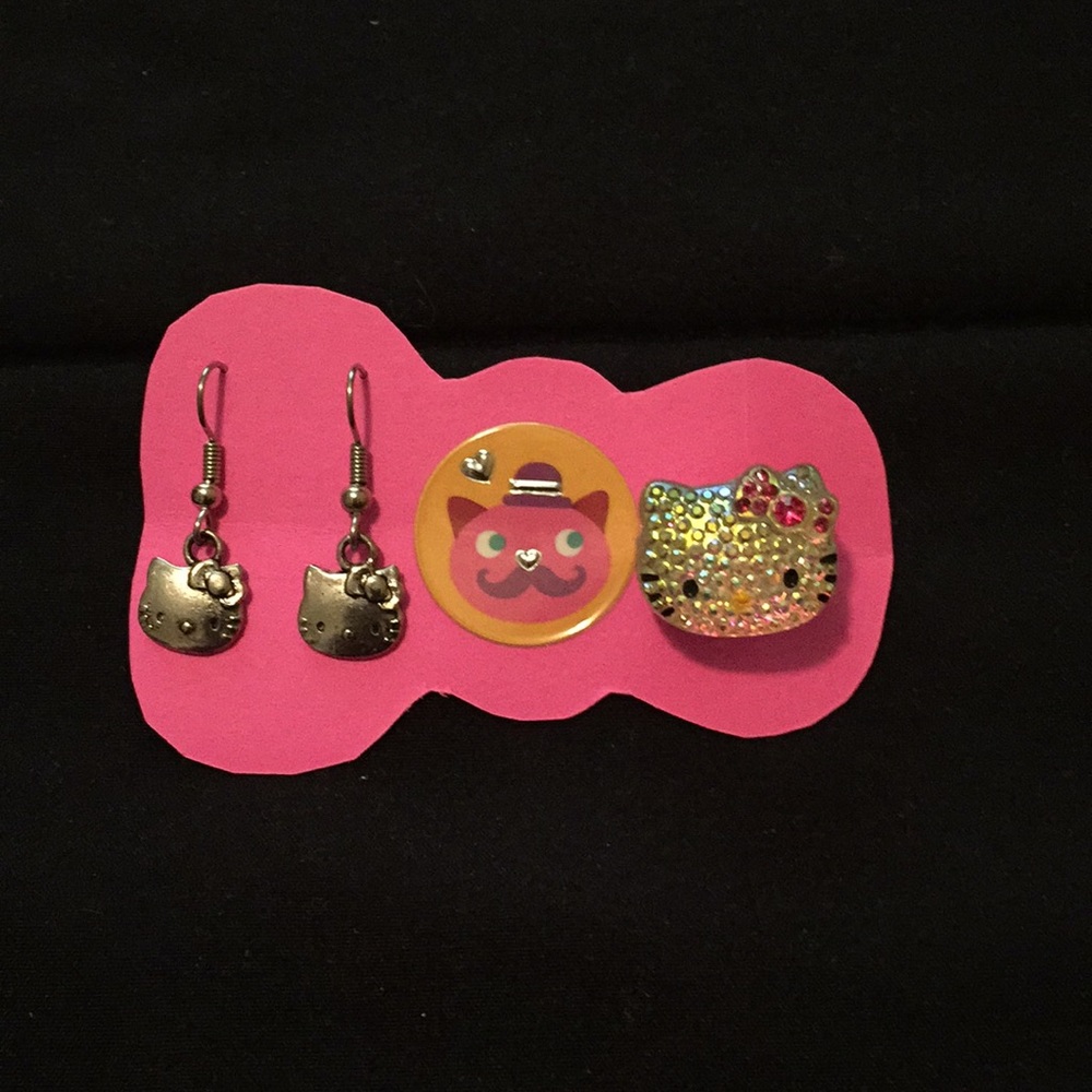 Hello Kitty earrings & Ring